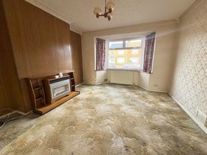 Lounge- click for photo gallery